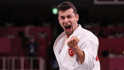 Erkek Kata Milli Takımı Avrupa Büyükler Karate Şampiyonası'nda altın madalya kazandı