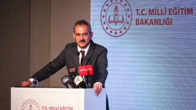 Bakan Özer: 2021'i 1 milyar 162 milyon liralık gelirle kapattık