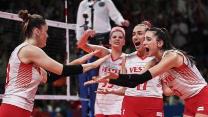 A Milli Kadın Voleybol Takımı, Milletler Ligi'nde Bulgaristan'a set vermedi