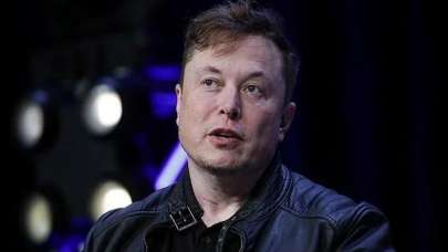 Elon Musk 'dünyanın en zengin insanı' unvanını geri aldı