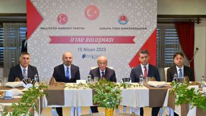 MHP lideri Devlet Bahçeli iftar programına katıldı