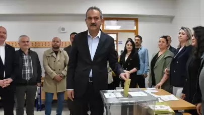 Milli Eğitim Bakanı Mahmut Özer: Emin adımlarla yolumuza devam edeceğiz