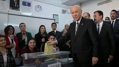 MHP lideri Bahçeli Ankara'da oy verdi: İnşallah seçim hayırlara vesile olacaktır