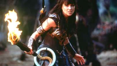 90'ların savaşçı prensesi Zeyna'ya yıllar acımadı! İşte Lucy Lawless'in son hali...