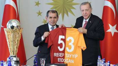 Cumhurbaşkanı Erdoğan Galatasaray'ı kabul etti