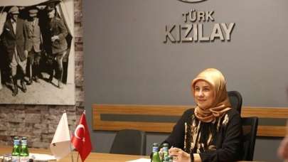 155 yıl sonra bir ilk: Kızılay başkanı Fatma Meriç Yılmaz oldu