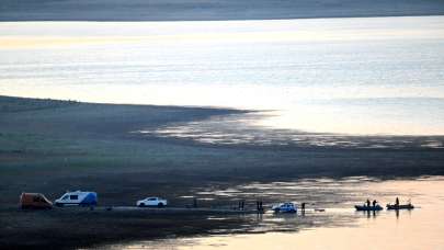 İzmir'de orman yangınına müdahale eden helikopter düştü