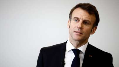 Macron: Niamey Büyükelçisi Fransa'ya gelecek