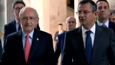 CHP'de sular durulmuyor! Özel'e soğuk duş: Sayı 60'tan 30'a düştü