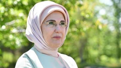 Emine Erdoğan, lider eşleri ve BM Habitat İcra Direktörü Sharif ile görüştü