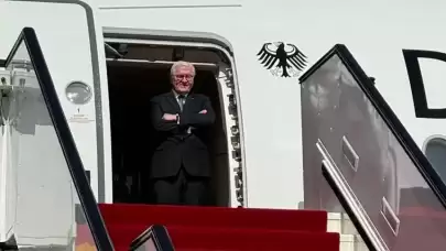 Steinmeier'a soğuk duş: Karşılamaya kimse gelmedi