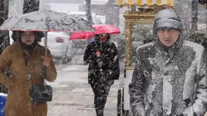 Meteoroloji'den kuvvetli yağış uyarısı! İstanbul ve birçok il için alarm verildi!