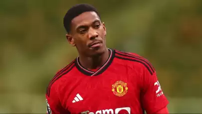 Anthony Martial'den kötü haber!