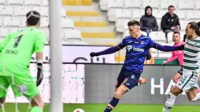 Piatek hat-trick yaptı, Başakşehir 2-0'dan geri döndü