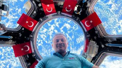 Astronot Alper Gezeravcı tarihe geçti