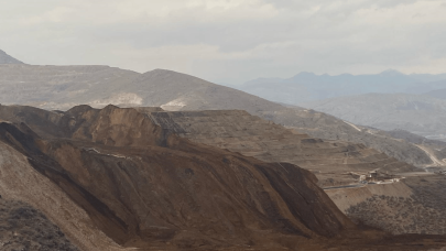 Erzincan'da madende toprak kayması: 9 işçiden haber alınamıyor