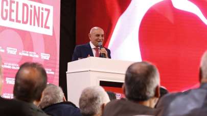 Turgut Altınok ülkücü ve milliyetçilerin düzenlediği “Altı Ok Gidiyor Altınok Geliyor” programına katıldı