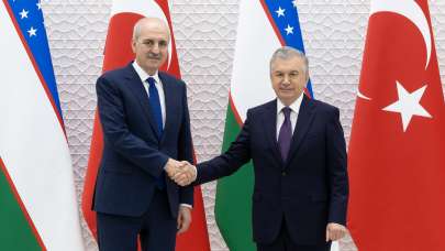 Özbekistan Cumhurbaşkanı Mirziyoyev TBMM Başkanı Kurtulmuş'u kabul etti