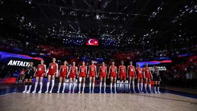 Türkiye Almanya voleybol maçı ne zaman? Filenin Sultanları ABD maçı saat kaçta?