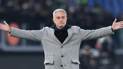 Mourinho 3 isim verdi