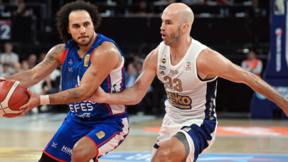 Final serisinde 2. maç: Anadolu Efes, Fenerbahçe Beko'yu ağırlayacak