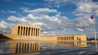 MSB'den anlamlı Anıtkabir paylaşımı