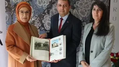 Emine Erdoğan, Budapeşte'de "Gül Baba ve Osmanlı Macaristanı'nda Manevi Miras" kitabının tanıtımına katıldı