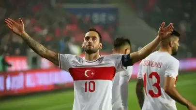 Milli Takım, Karadağ deplasmanına çıkıyor: Hakan Çalhanoğlu forma giyemeyecek