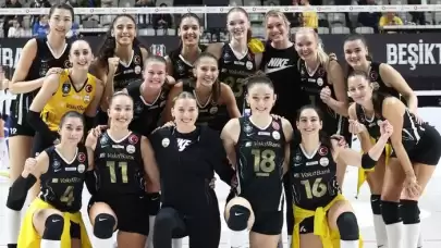 Sultanlar Ligi'nde Vakıfbank, Beşitkaş Voleybol karşısında zorlanmadan kazandı