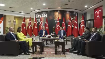 MHP'de bayramlaşma sürüyor