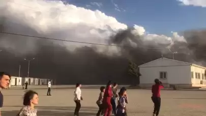 Gaziantep'te göçmen kampında yangın paniğe neden oldu