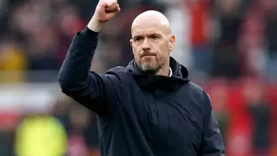 Manchester United, Erik ten Hag ile yeni sözleşme imzaladı