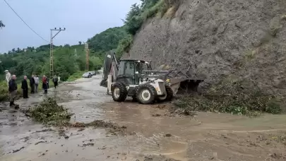 Ordu'da şiddetli yağmur sonrası iki ilçeyi sel vurdu: 1 kişi hayatını kaybetti