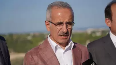 Bakan Uraloğlu: "2,5 saat süren trafiği 18, bilemediniz 20 dakikalarda geçebileceğiz"