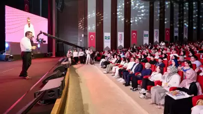 Milli Eğitim Bakanı Tekin: Mahalle baskısına izin vermeyin