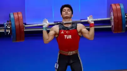 Muhammed Furkan Özbek, olimpiyatları 4. sırada tamamladı