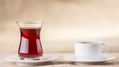 Çay ve kahve tiryakilerine ciddi uyarı! Hastalıklara davetiye çıkarıyor!