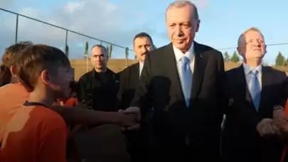 Cumhurbaşkanı Erdoğan, Başakşehir Futbol Akademisi'ni gezdi