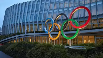 İtalyan boksör yarıştan Carini ayrılmıştı! IOC red verdi