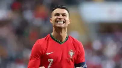 Cristiano Ronaldo'dan sosyal medya rekoru! Binlerce kişiyi geride bıraktı!