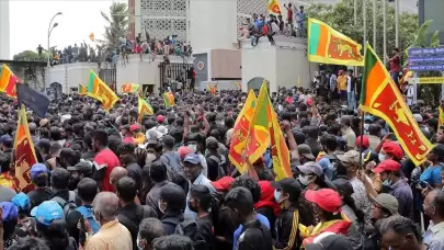 Sri Lanka'da seçmenler sandık başına gidiyor