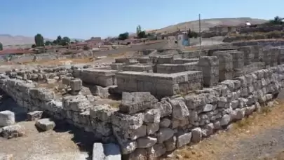 Pessinus Antik Kenti'nde kazı çalışmaları 13 yıl aradan sonra yeniden başladı