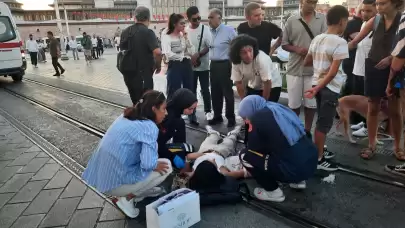 Taksim'de nöbet geçiren genç kız bir anda yere yığıldı