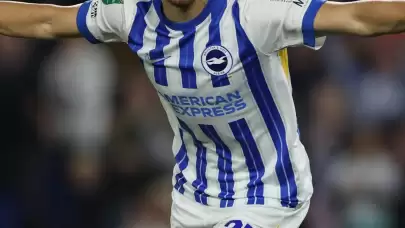 Ferdi Kadıoğlu, yeni takımı Brighton'da ilk golünü attı