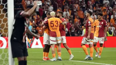 Galatasaray 15 sezon sonra ligde 5’te 5 yaparak liderliğe yükseldi