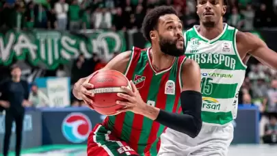 Karşıyaka'da Webb, Berlin yolcusu