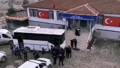 Hatay'da 59 kaçak göçmen yakalandı