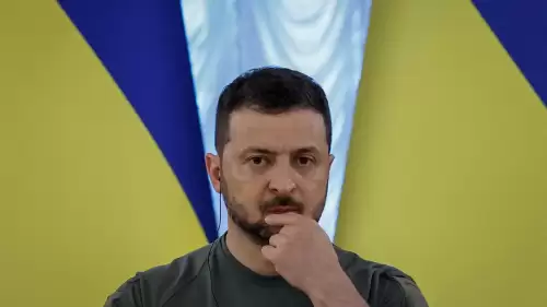 Zelenskiy'den yabancıların subay olma yasasına onay!