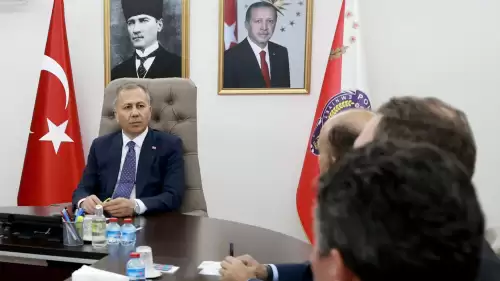 Bakan Yerlikaya'dan kadına şiddet mesajı: Rahat nefes aldırmayacağız