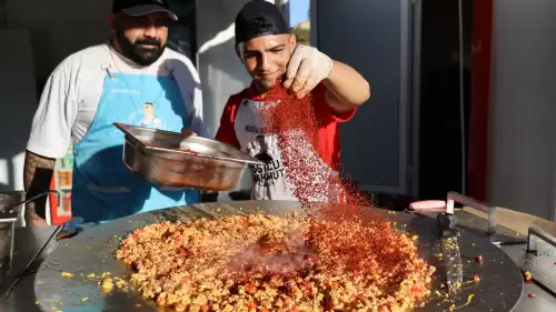 8. Uluslararası Adana Lezzet Festivali'nin mangal ateşi yakıldı